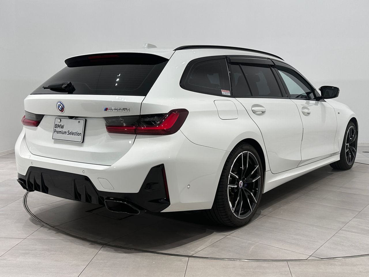 G21 M340i xDrive Touring LCI RHD