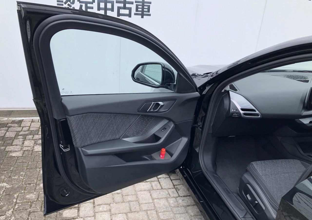 120 Sport Sports Hatch