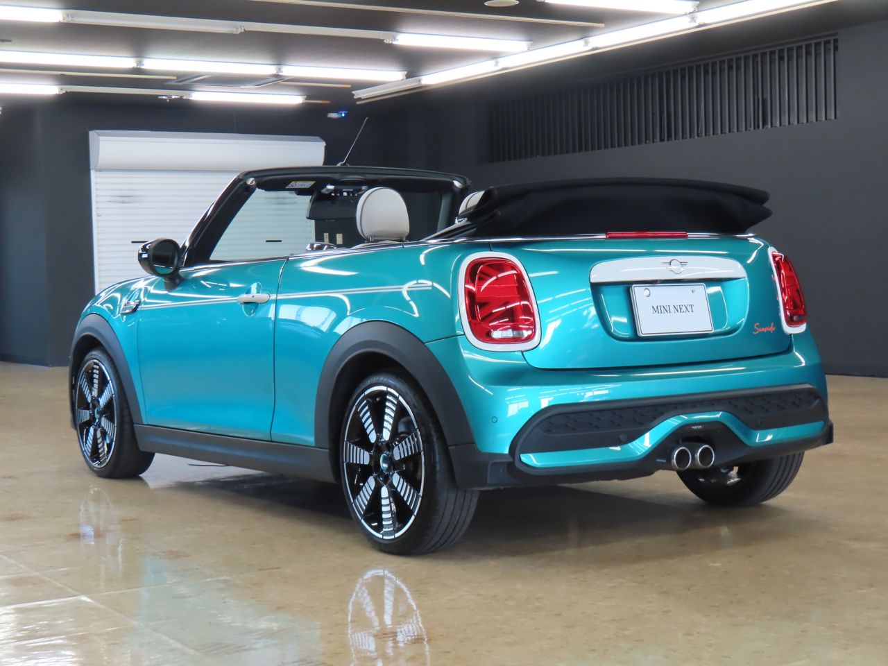 MINI Cooper S Convertible RHD