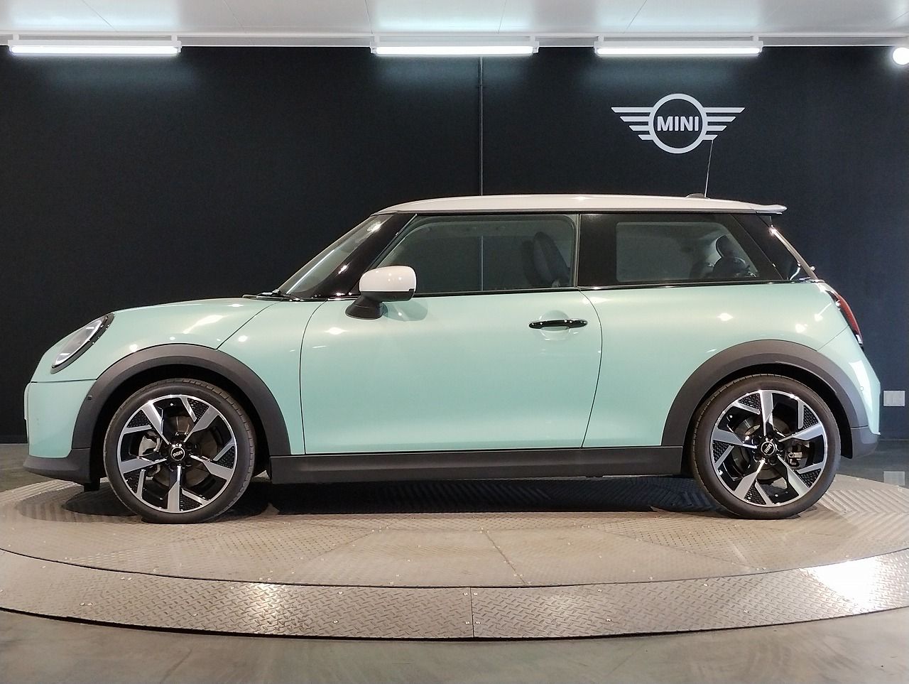F66 MINI Cooper S 3Dr
