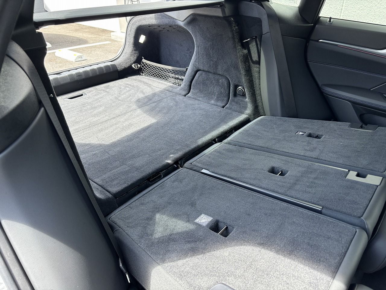 G26 i4 eDrive40 RHD