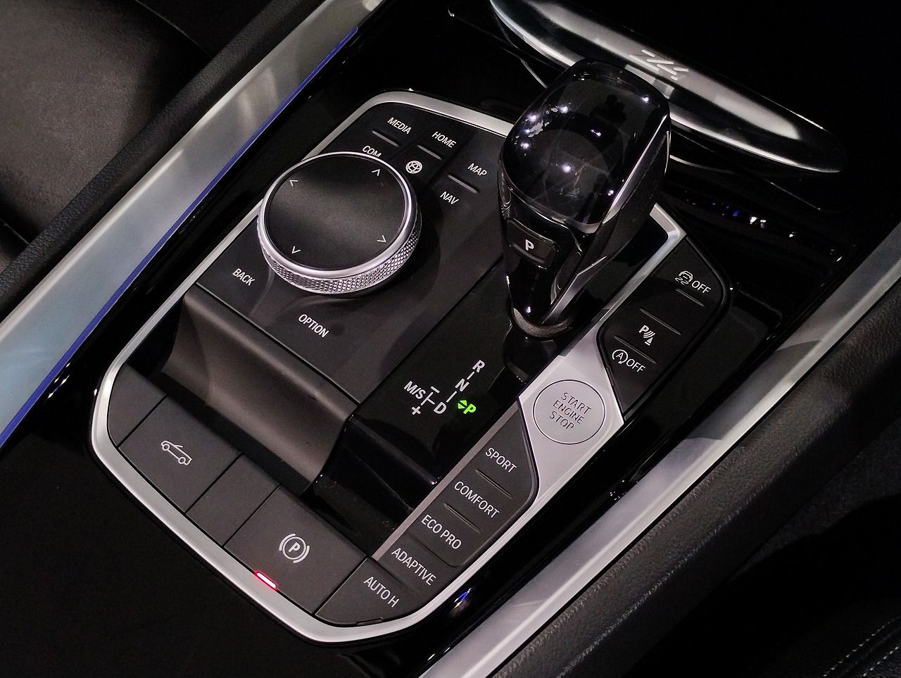 G29 z4 sDrive20i RHD