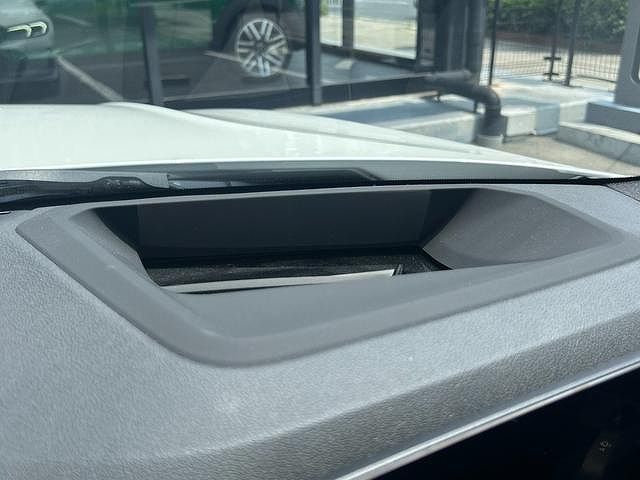 320d xDrive Berline RHD