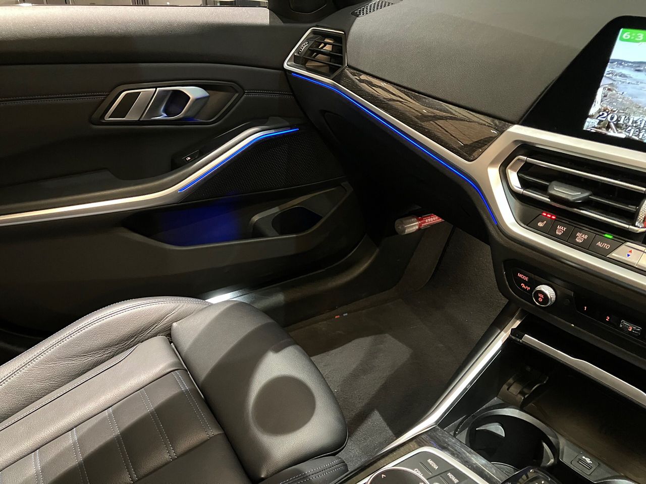 G20 320d xDrive RHD Saloon