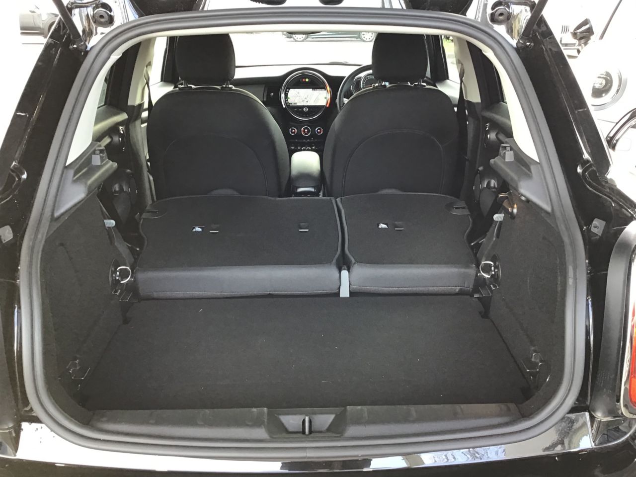F55 MINI Cooper 5-Door Hatch LCI