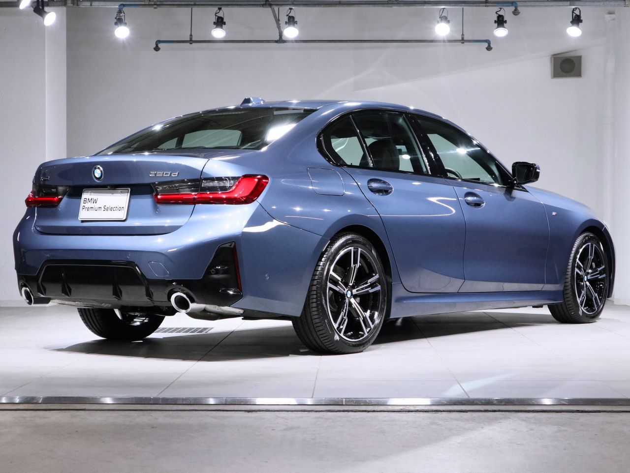 320d xDrive Berline RHD