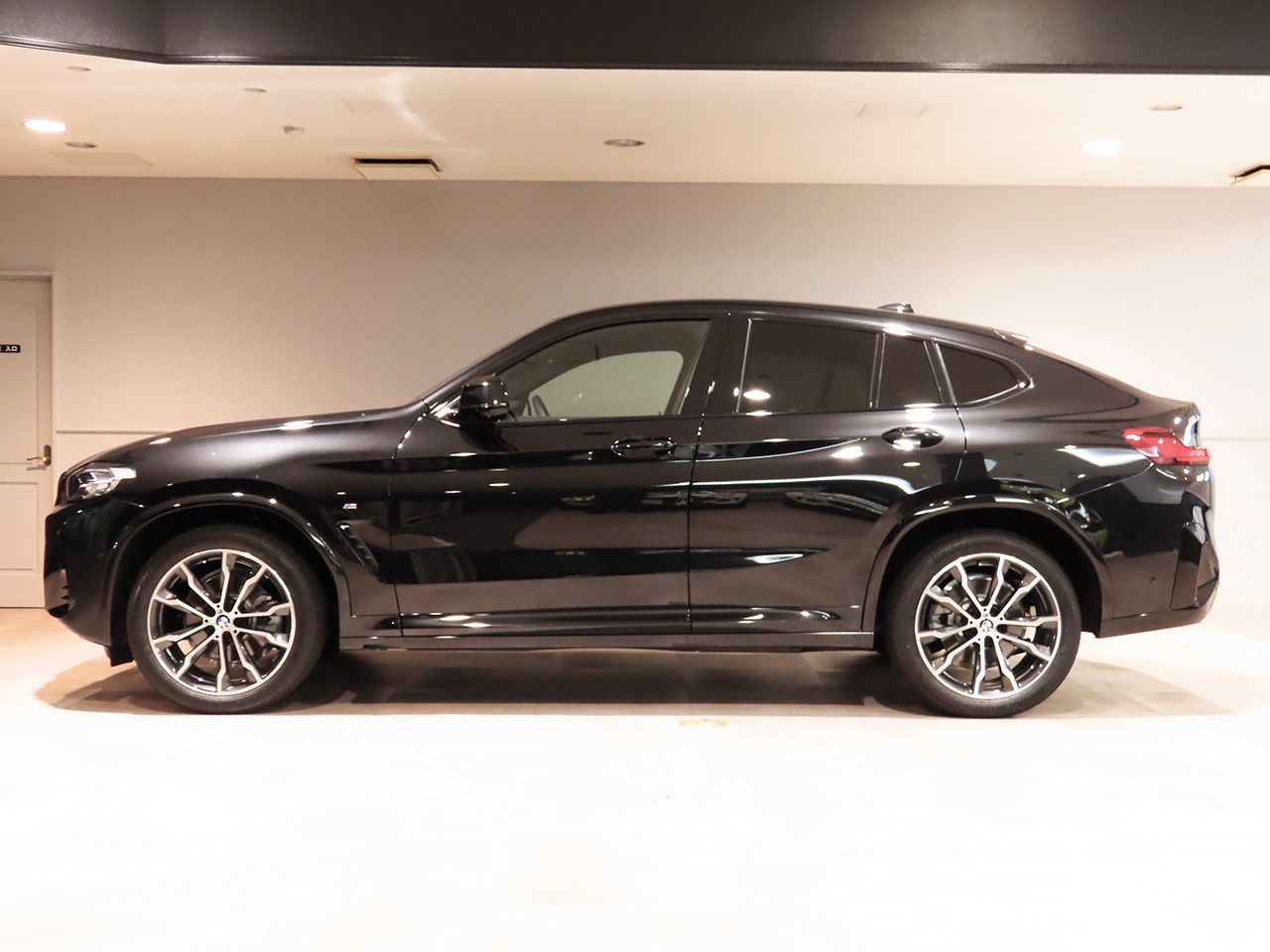 X4 xDrive20d RHD