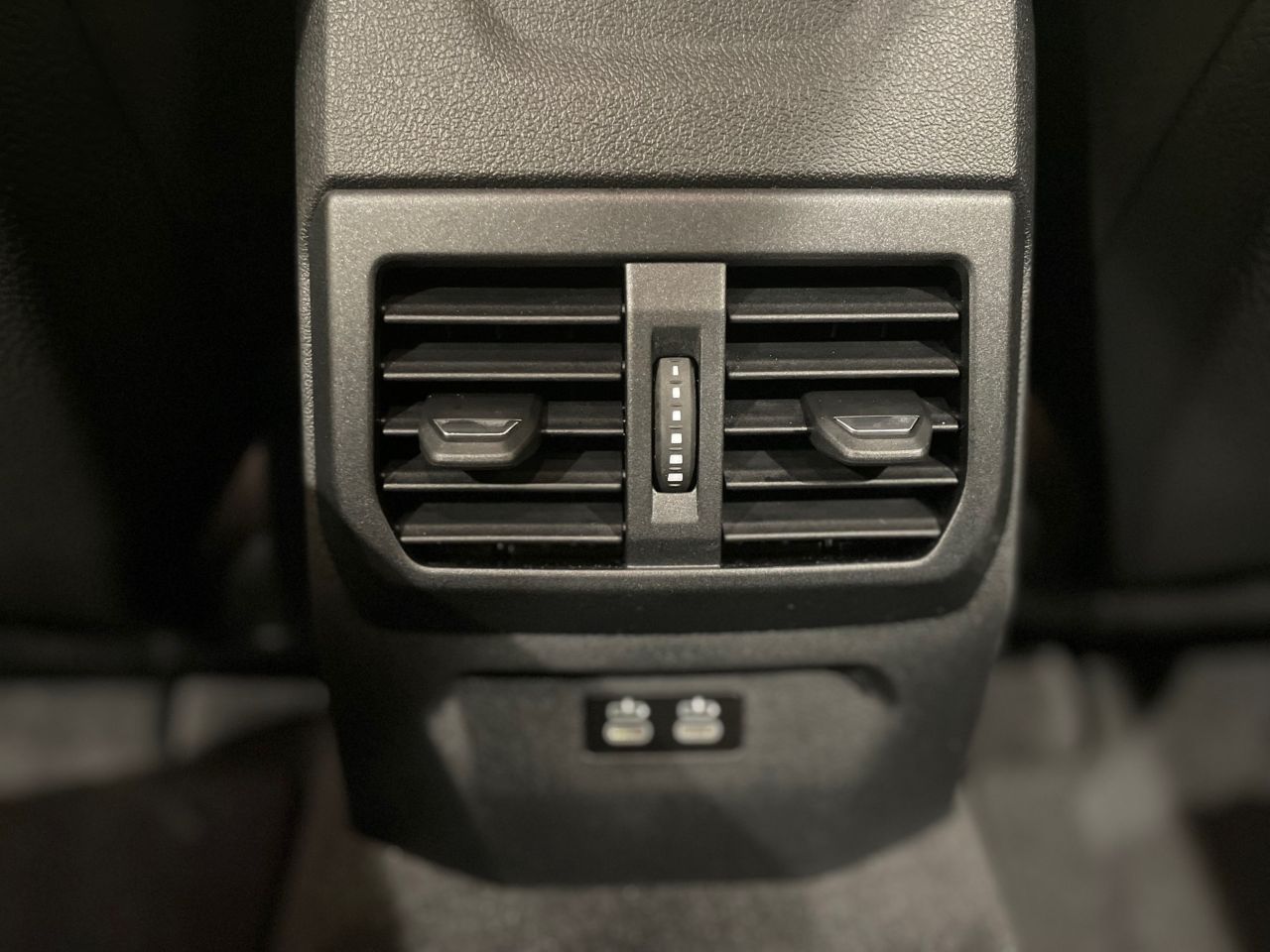 F40 M135i xDrive Sports Hatch 5-door B48 2.0i