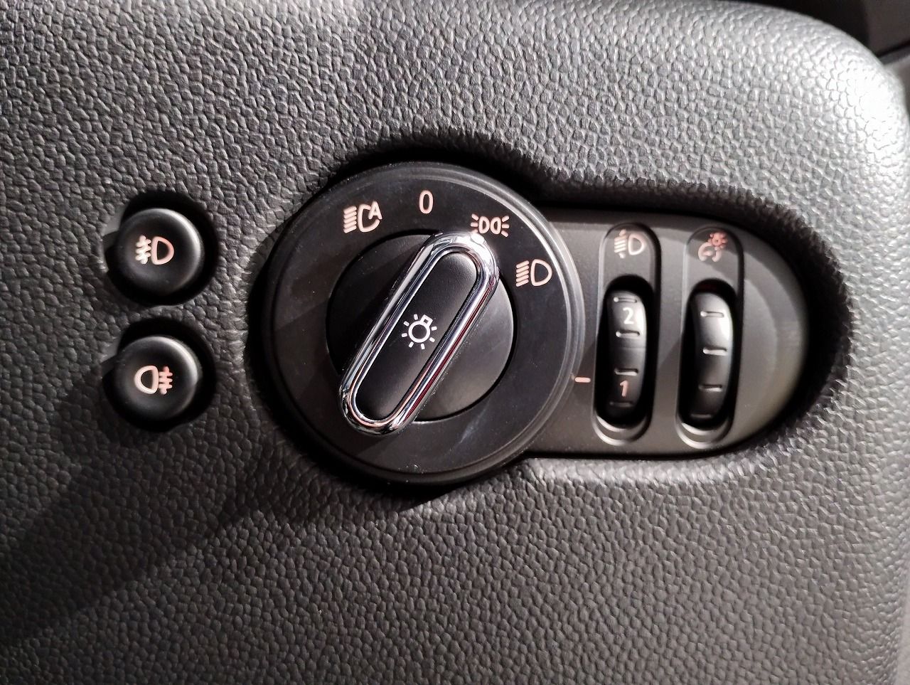 F55 MINI Cooper 5-Door Hatch LCI