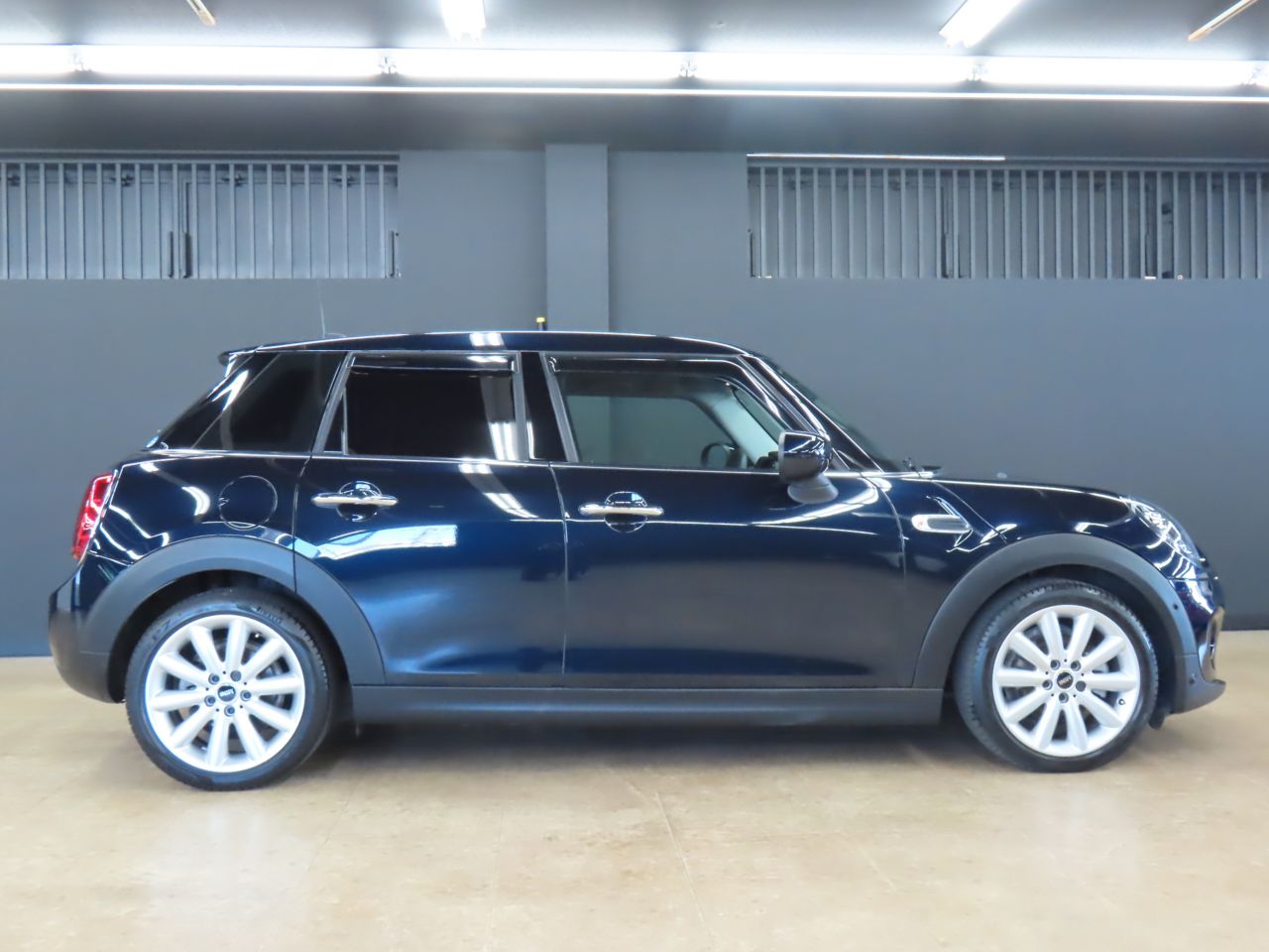 F55 MINI Cooper 5-Door Hatch LCI