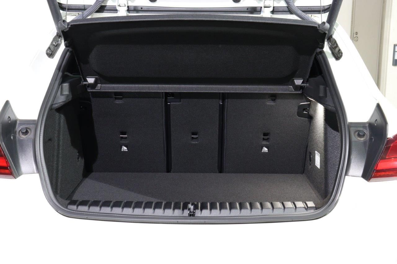 F40 118d Sports Hatch 5-door B47 2.0d