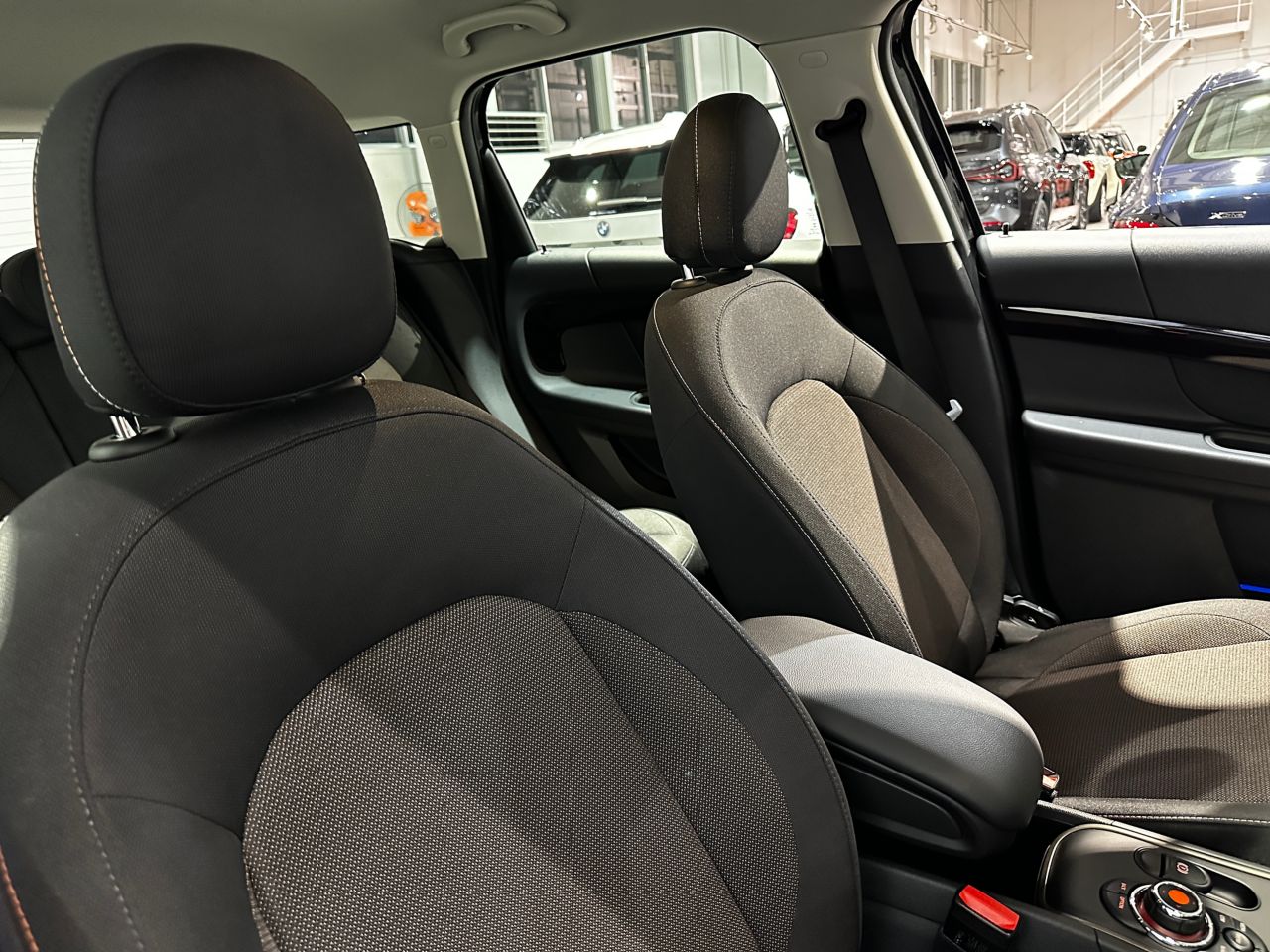 MINI CROSSOVER COOPER D ALL4