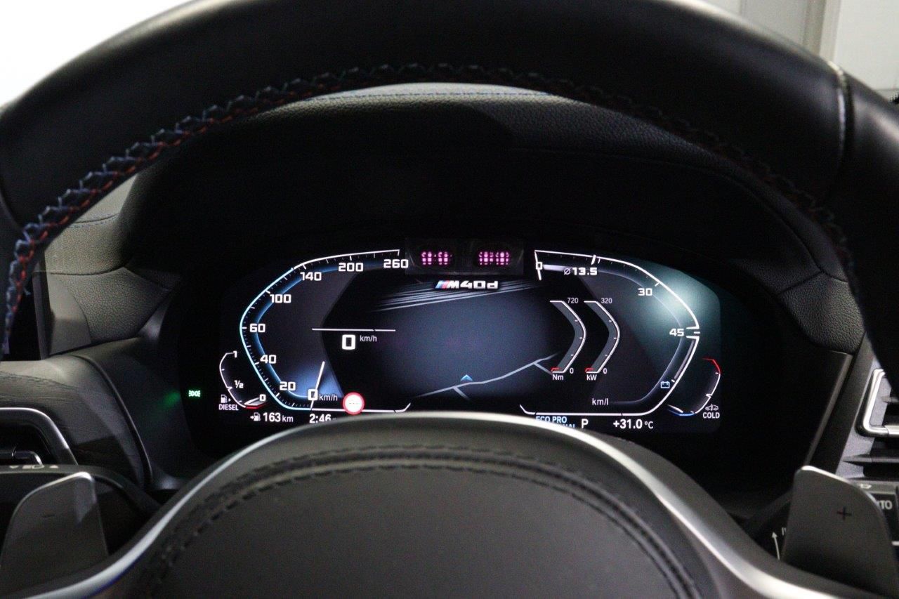 G01 X3 M40d RHD LCI ZA