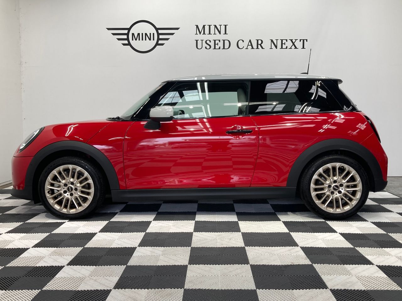 F66 MINI Cooper C 3Dr