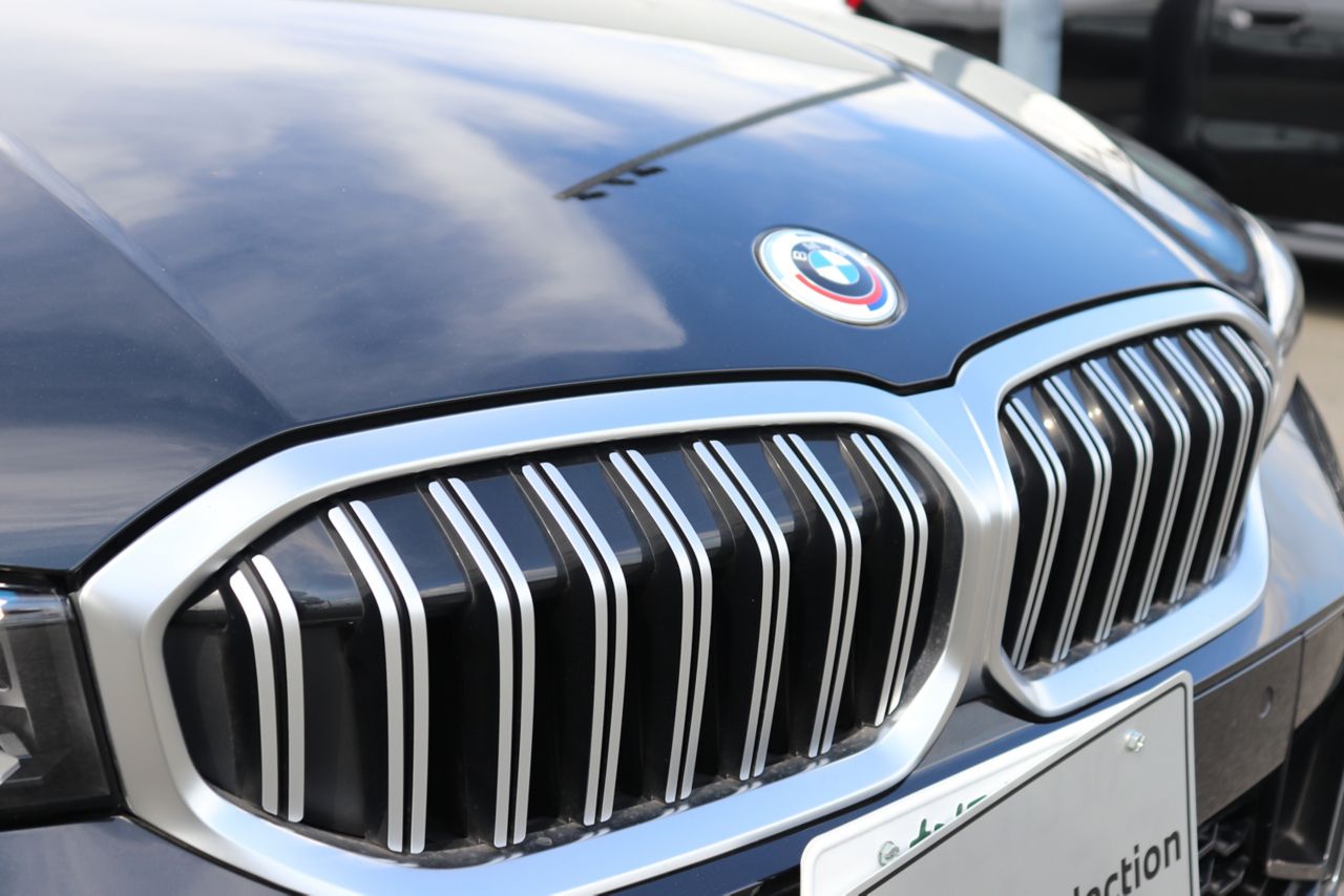 318i Touring RHD