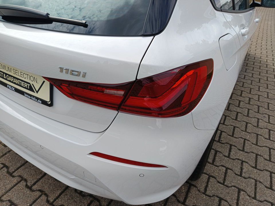 BMW 118