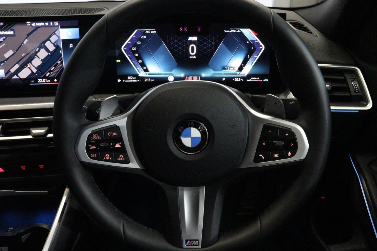320d xDrive Berline RHD