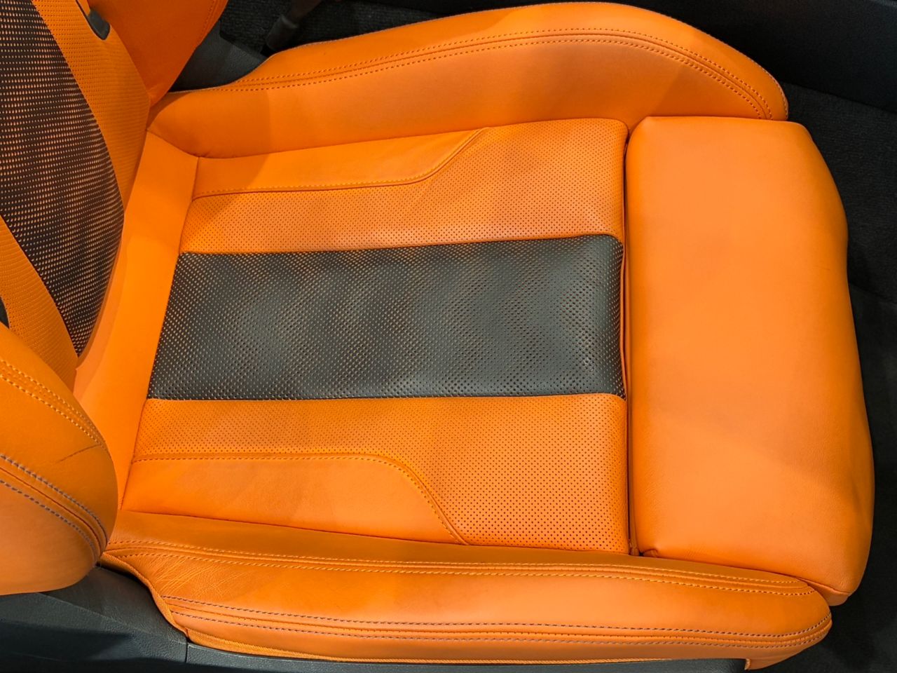 G83 M4 Competition M xDrive Competition RHD