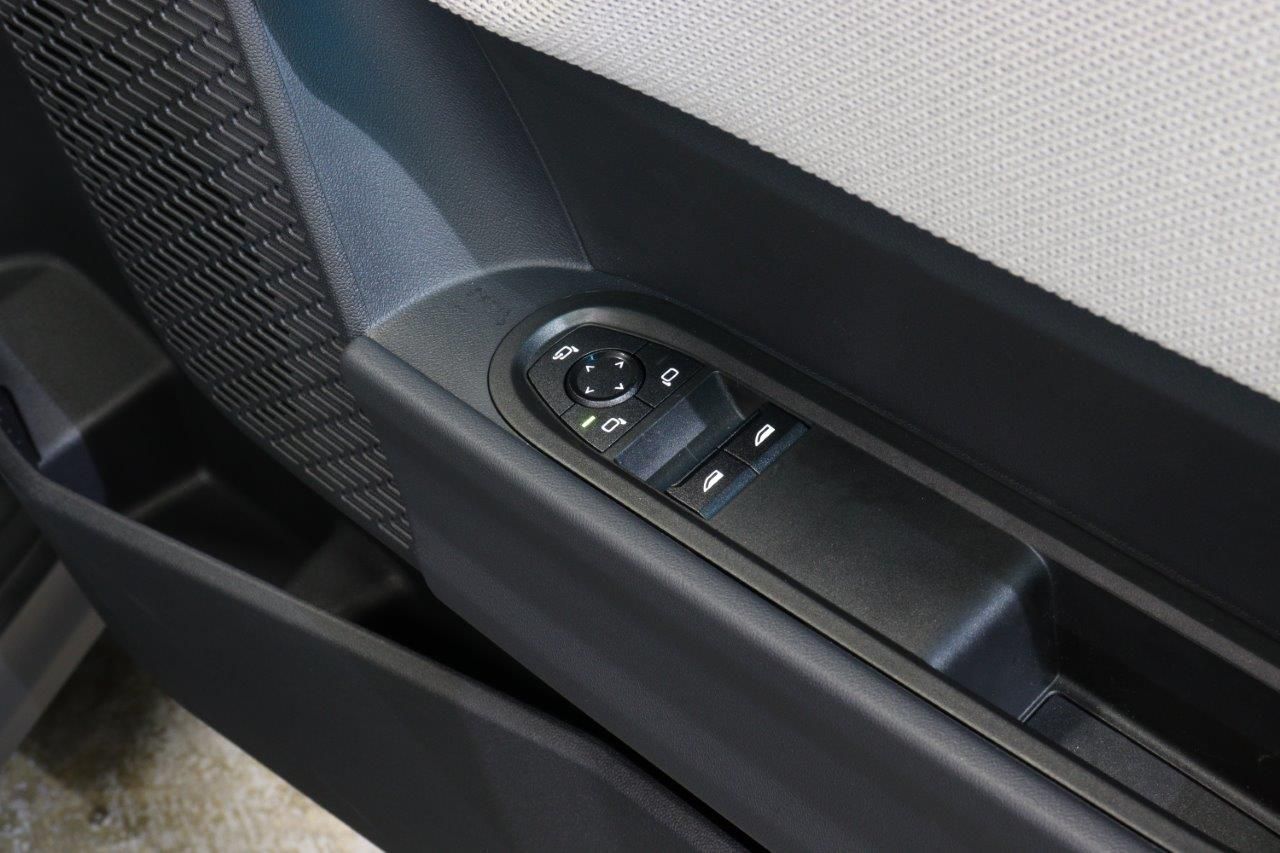 F66 MINI Cooper C 3Dr