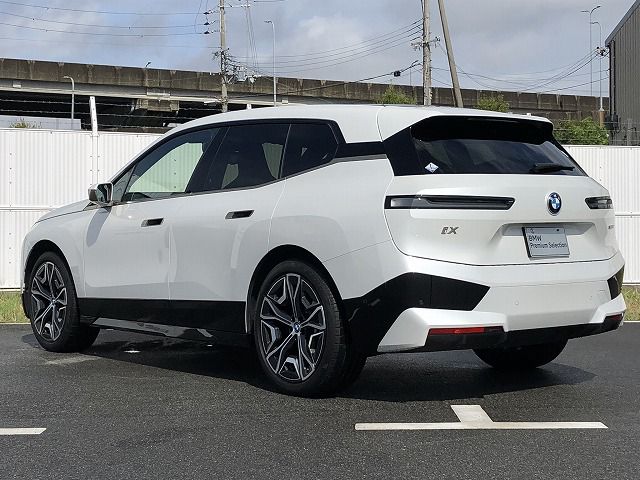 i20 iX xDrive50