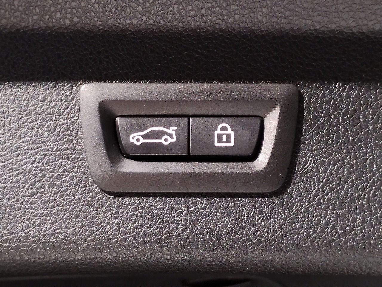 320I GRANTURISMO RHD