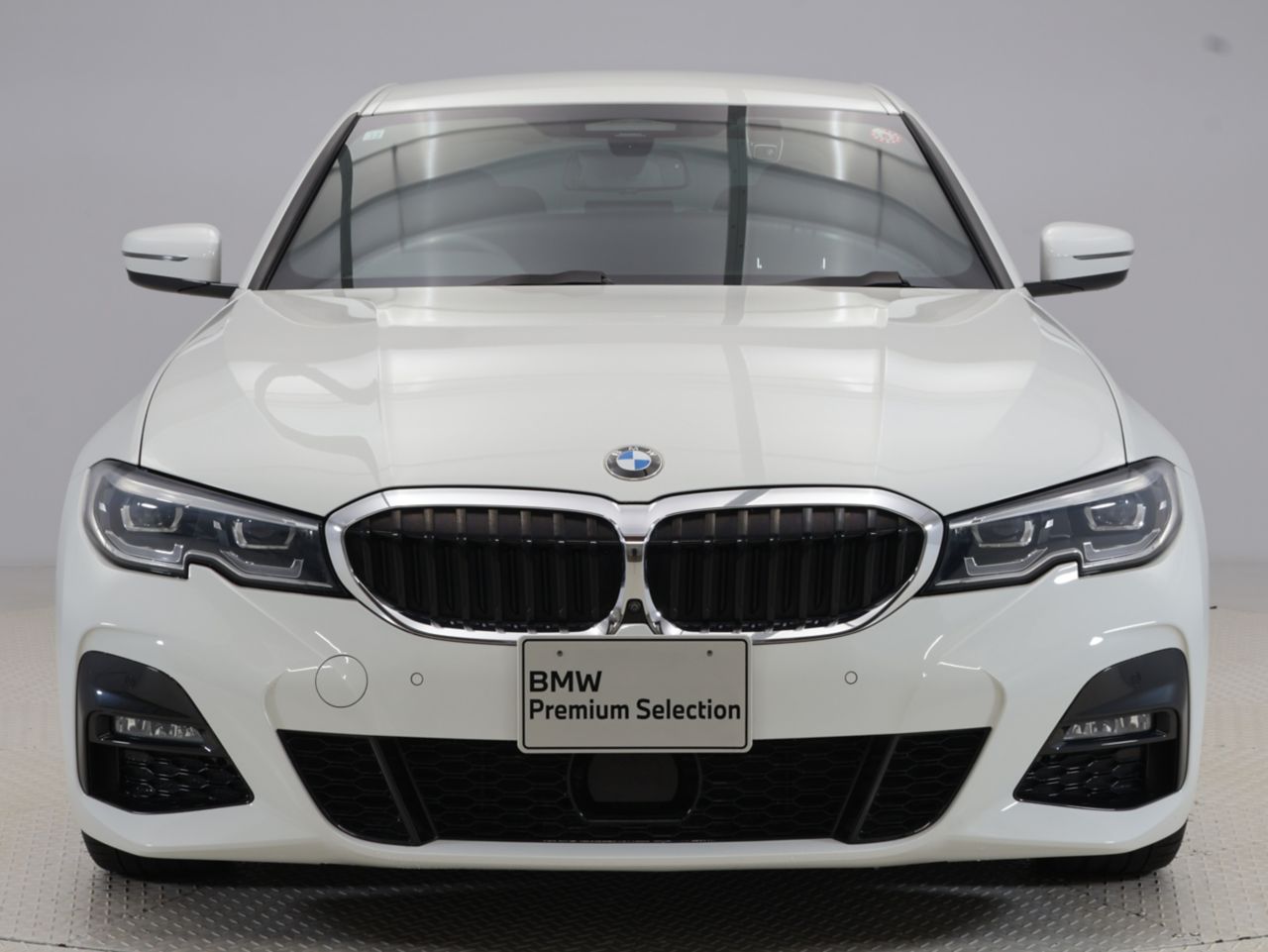 G20 320i Saloon RHD MX