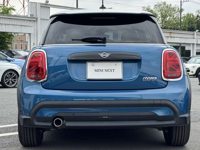 MINI Cooper F56 RHD