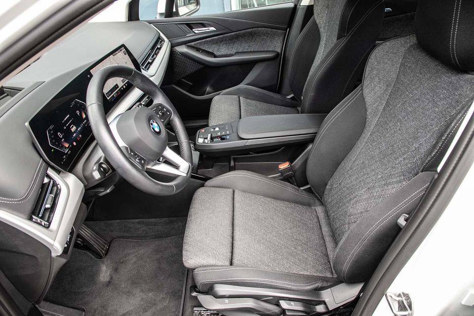 BMW 216