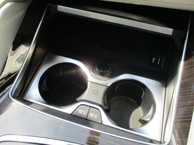 X* xDrive30d RHD