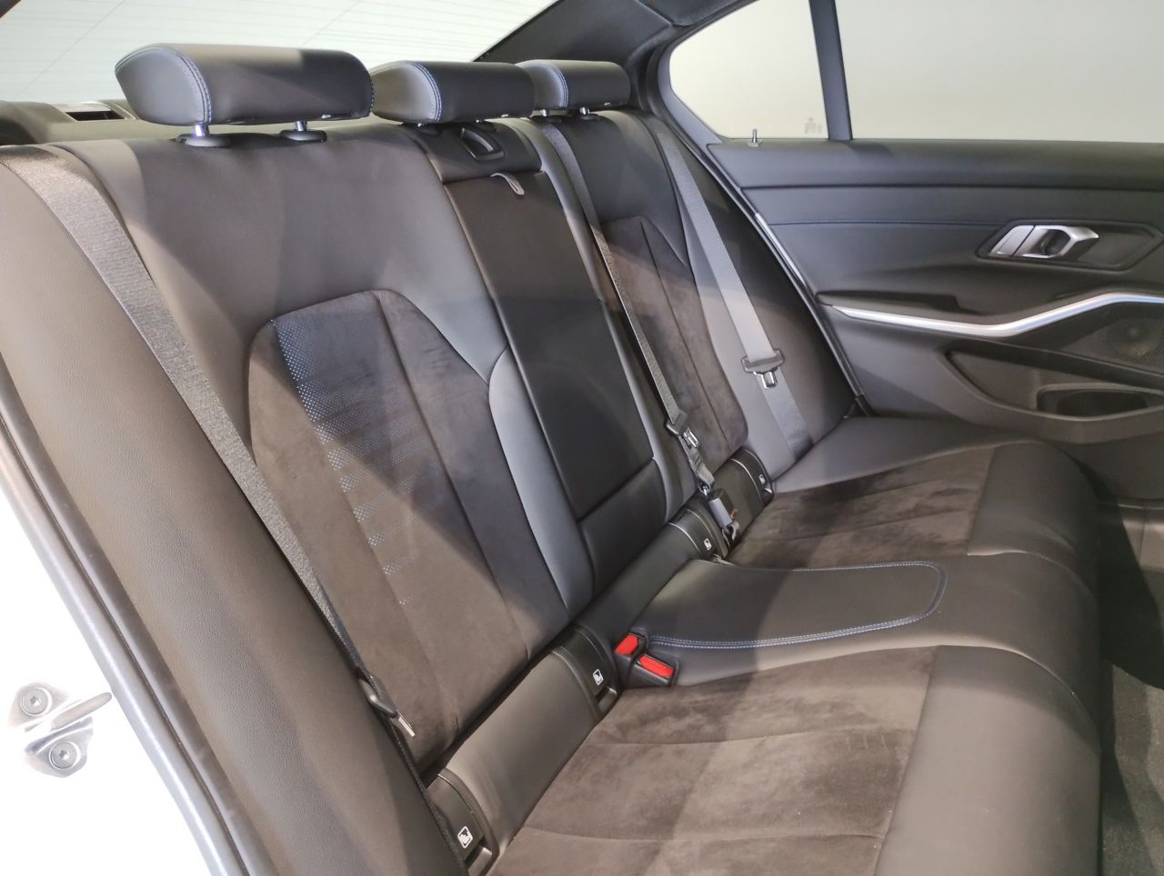 G20 320i Saloon LCI RHD MX