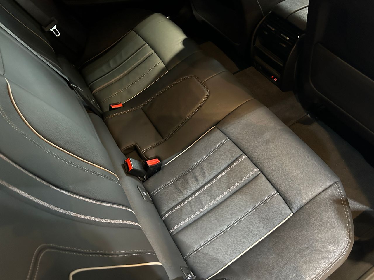 520d xDrive Touring RHD