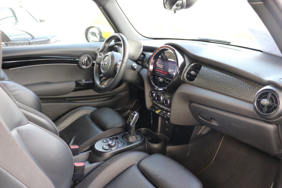MINI Cooper SE