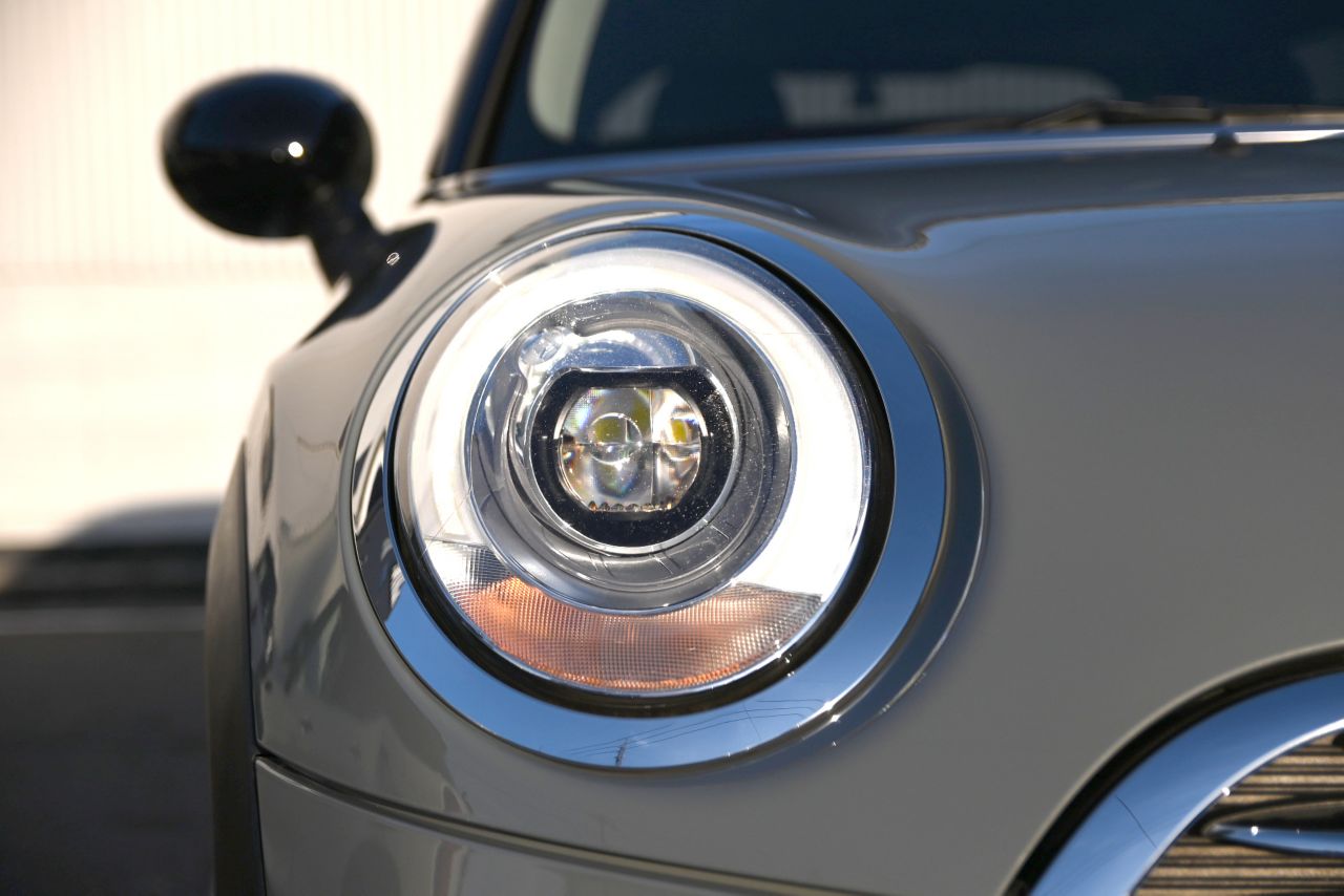 F56 COOPER D (AT)