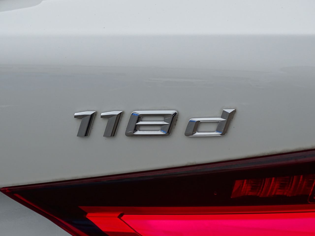 F40 118d Sports Hatch 5-door B47 2.0d