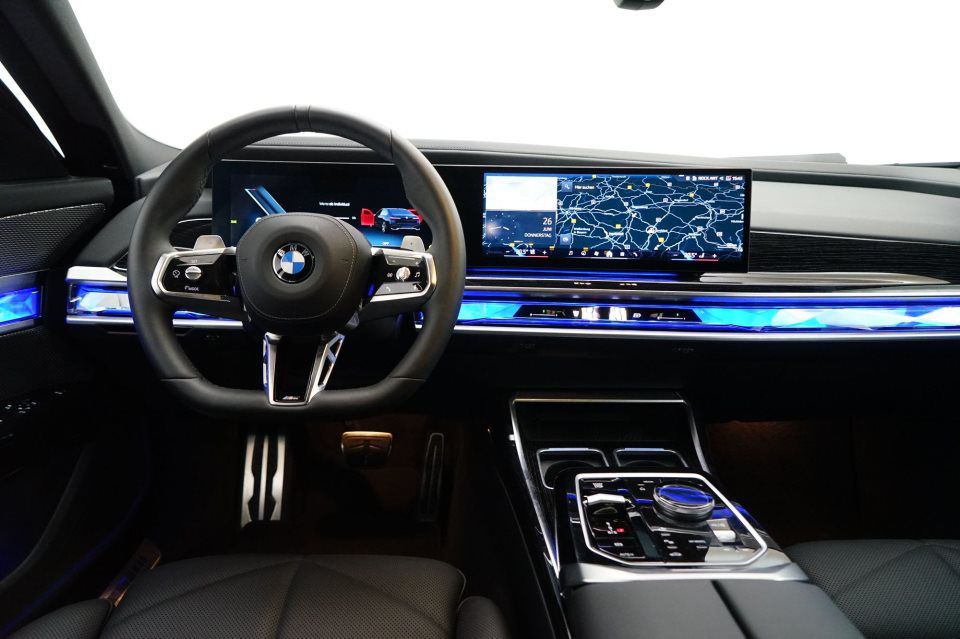 BMW 740