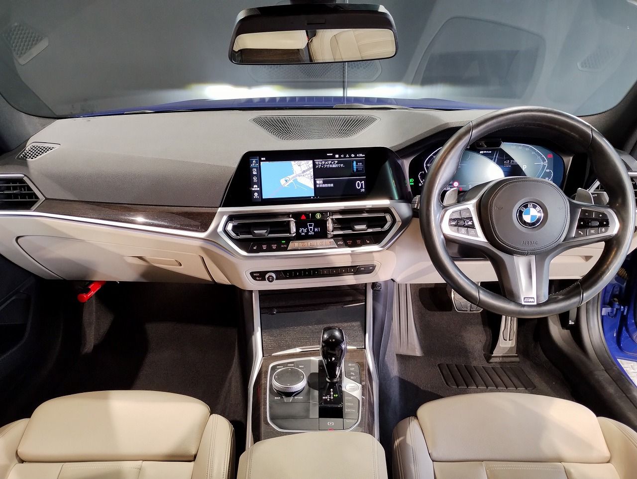 G20 330e Saloon RHD