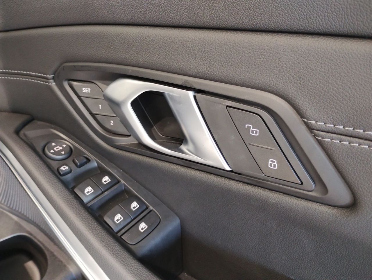 G20 320i Saloon LCI RHD MX