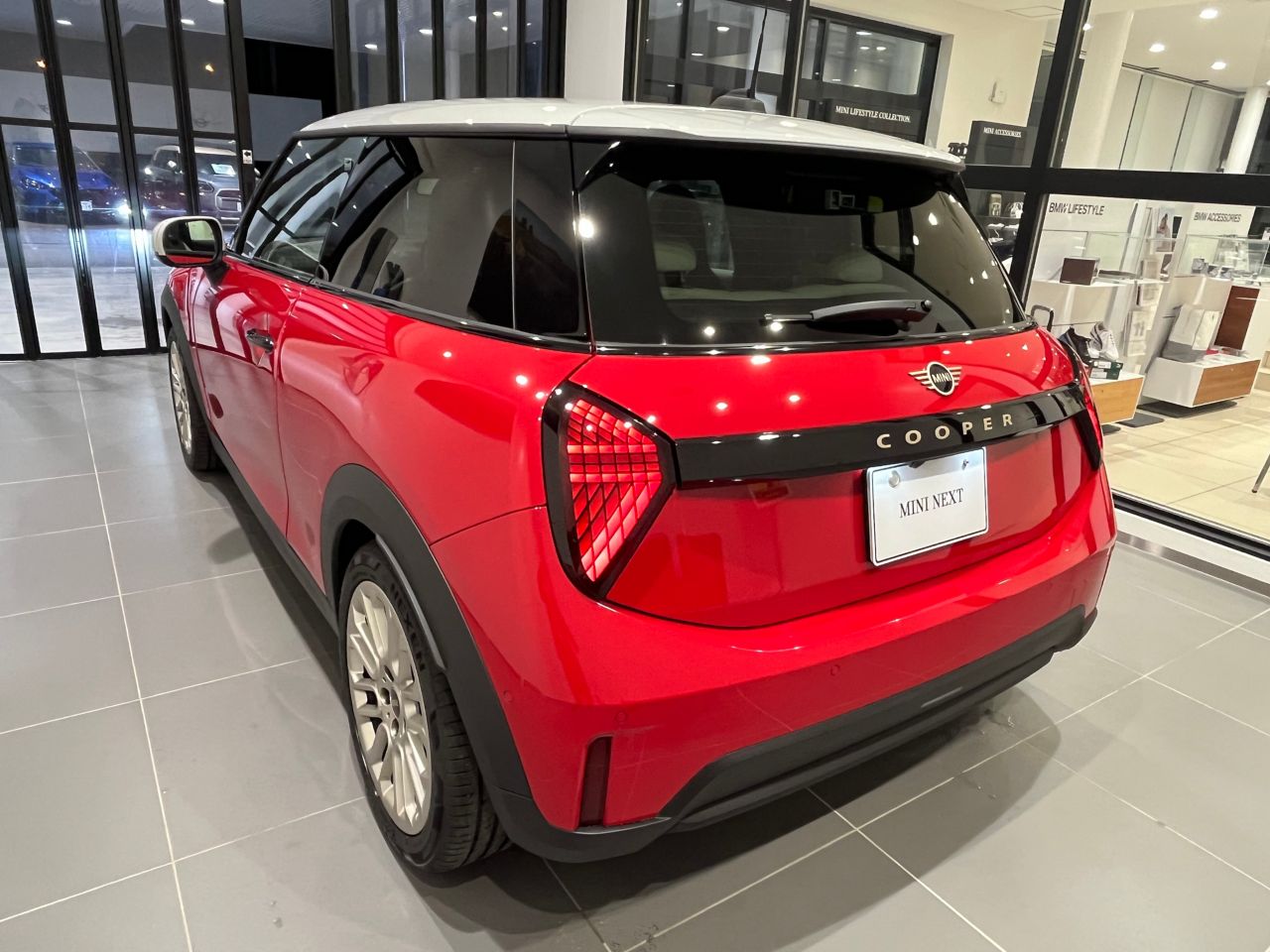 F66 MINI Cooper C 3Dr