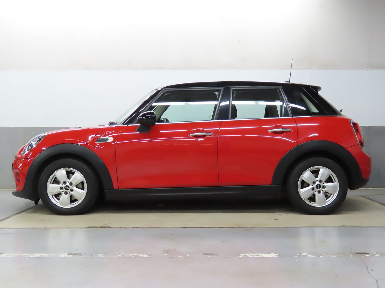 F55 MINI Cooper 5-Door Hatch LCI