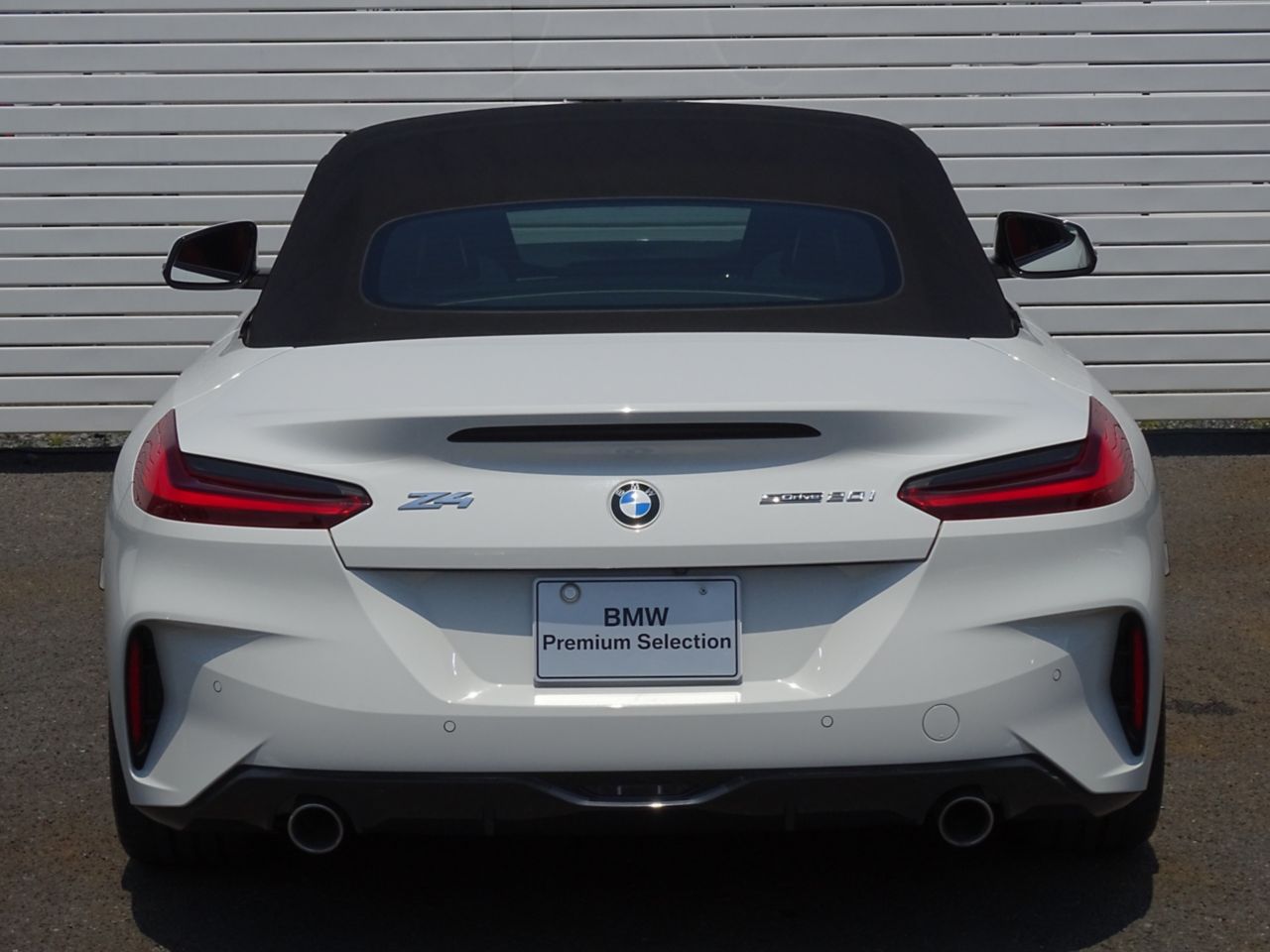 G29 z4 sDrive20i RHD