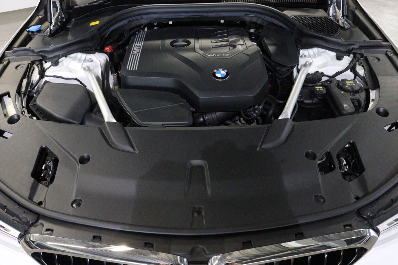G32 630i SE GT B48 2.0i