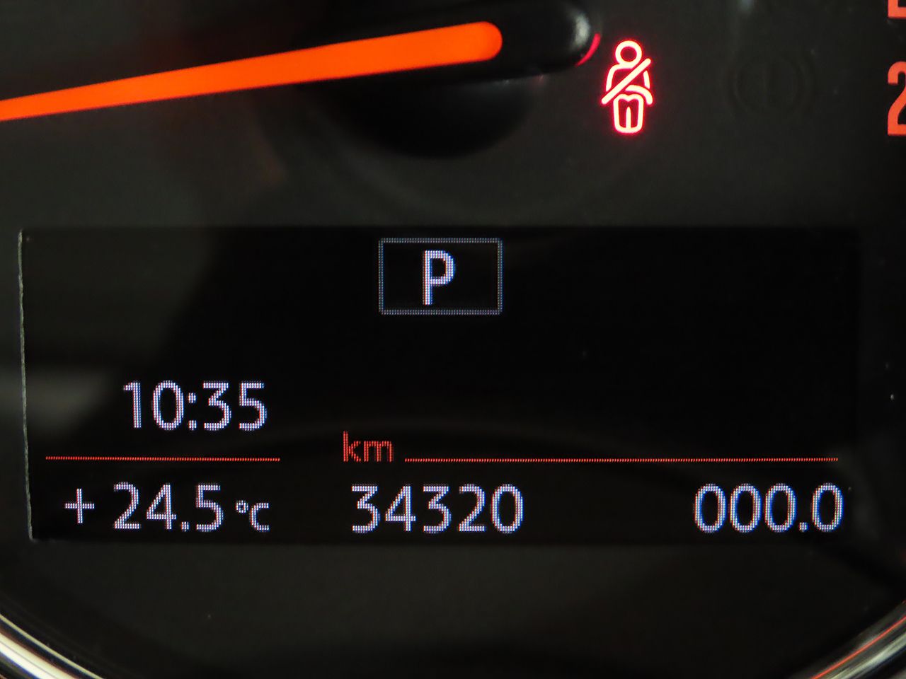 F55 COOPER D (AT)