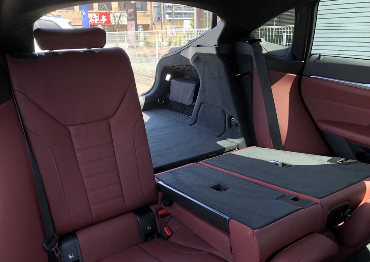 G26 i4 eDrive40 RHD