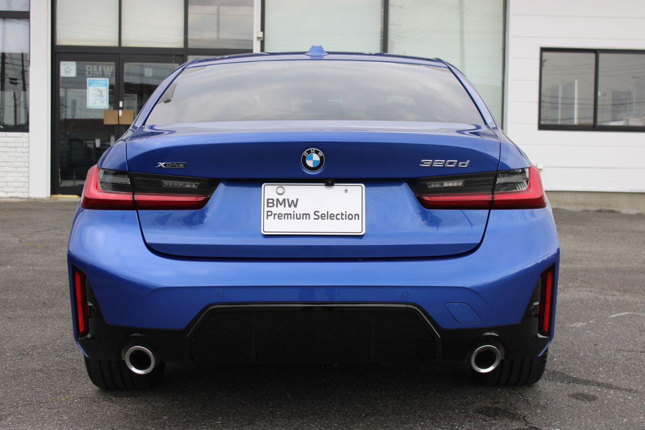 320d xDrive Berline RHD