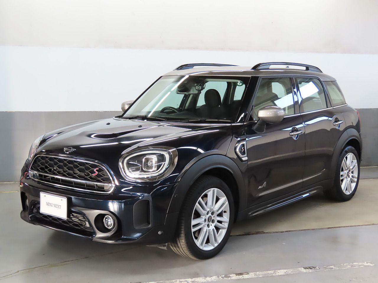 THE NEW MINI COOPER SD CROSSOVER ALL4.