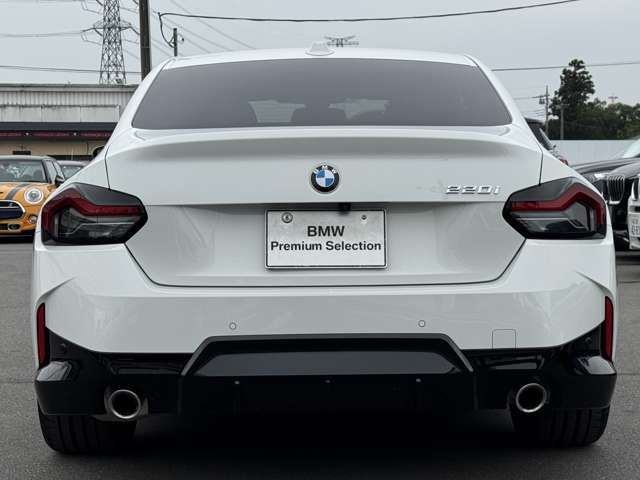 G42 220i Coupe