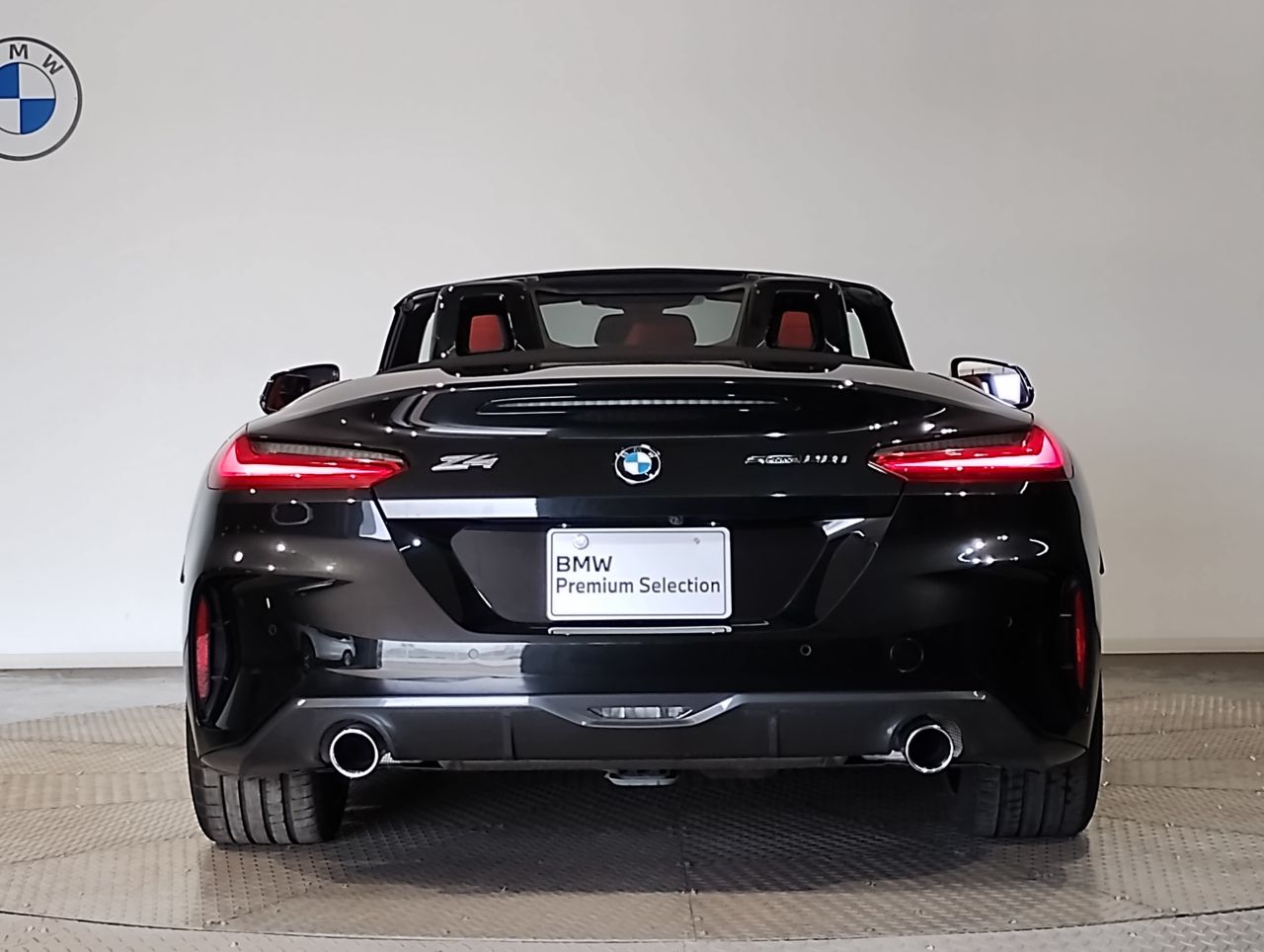 G29 z4 sDrive20i RHD