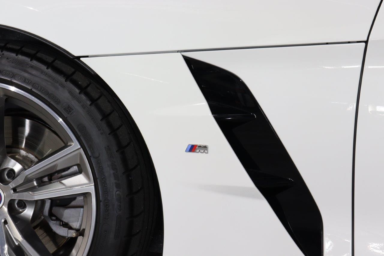 G29 z4 sDrive20i RHD