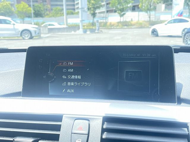 320D SEDAN RHD