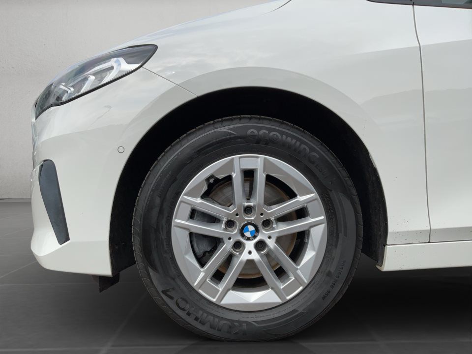 BMW 218
